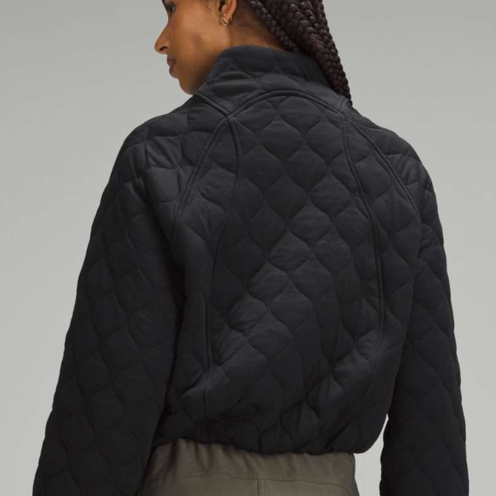 Lululemon Quilted Bomber Jacket 🖤